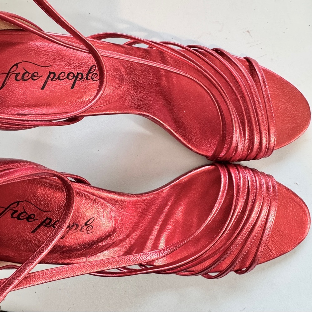 Free People Disco Fever Metallic Red Strappy Stiletto Heels Size 38 US 7.5 Party - Picture 11 of 12